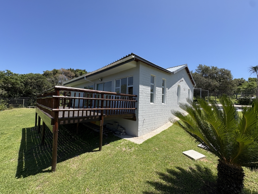 5 Bedroom Property for Sale in Cintsa East Eastern Cape